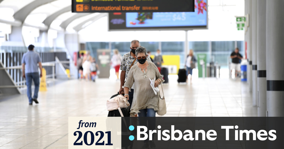 Qld COVID NSW, Victoria short holidays banned until 2022